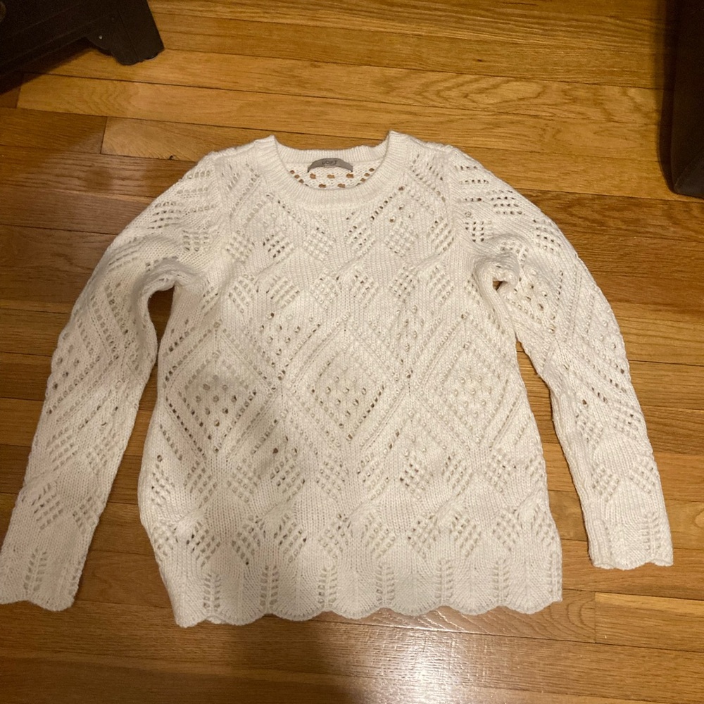 Loft pointelle knit sweater with scalloped sleeve. Cream. Size Small. EUC.